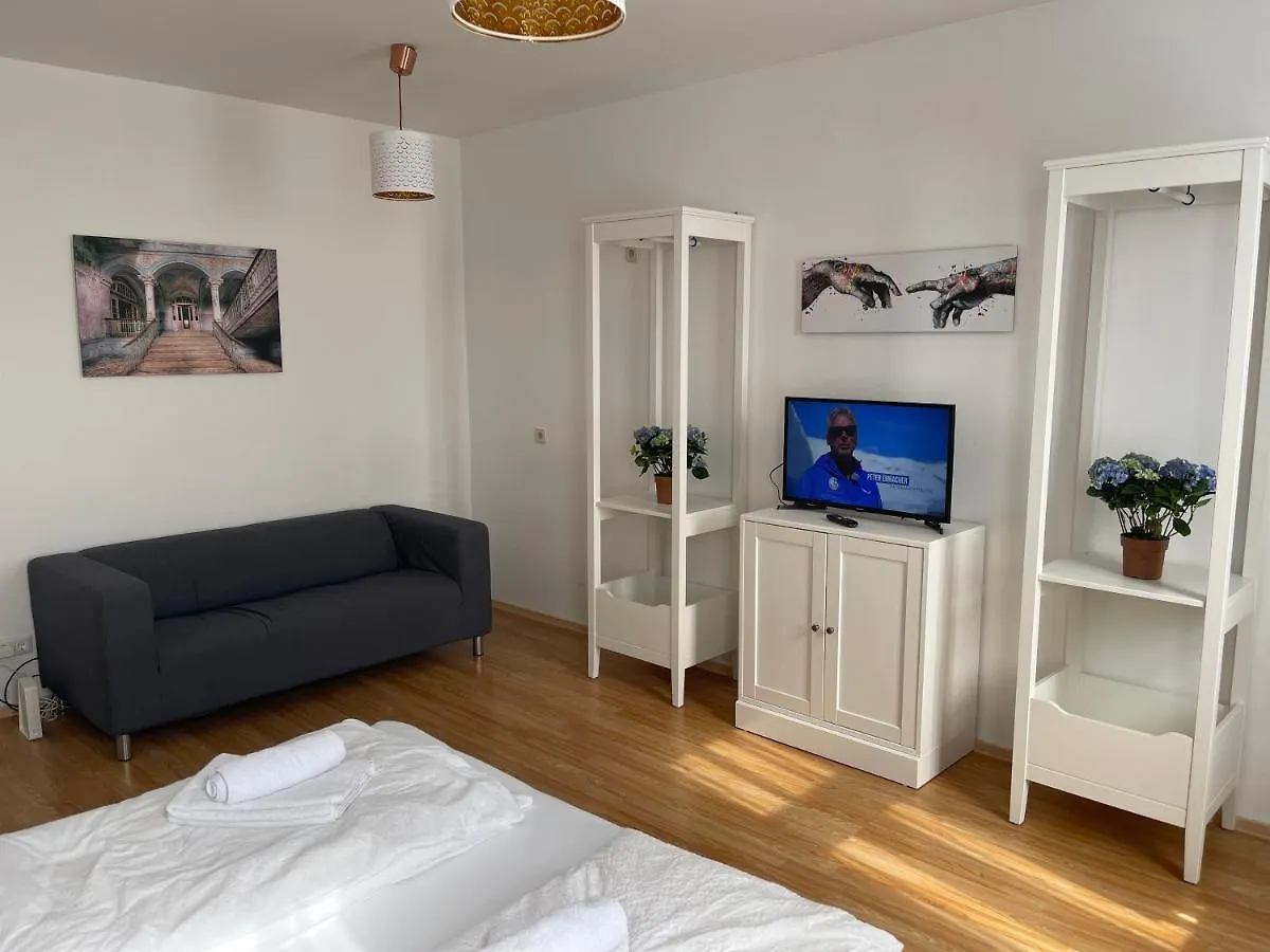 Peaceful Apartment For 4 Vienna 0*,  Austria